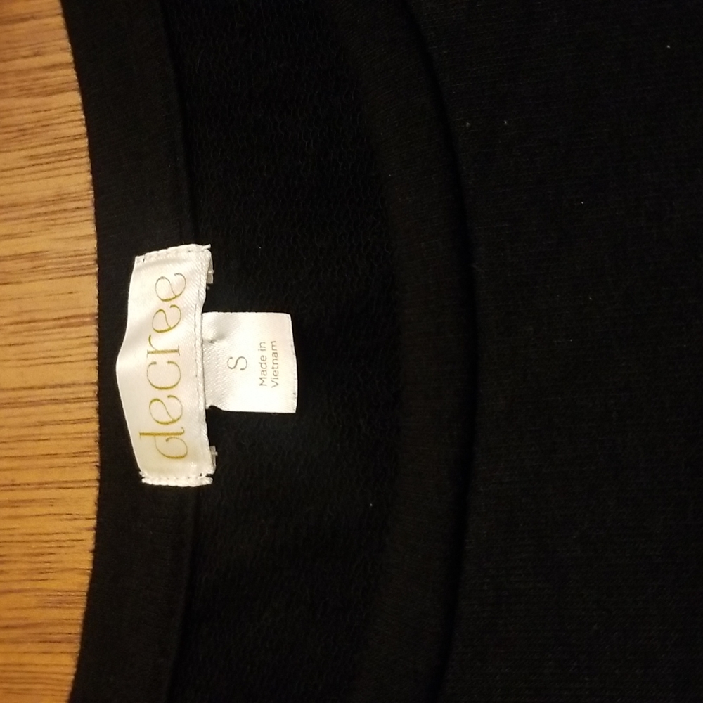 Decree Sweatshirt - Picture 3 of 7